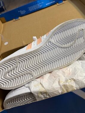 adidas White Sneakers with Peach Stripes and Gum-Effect Sole